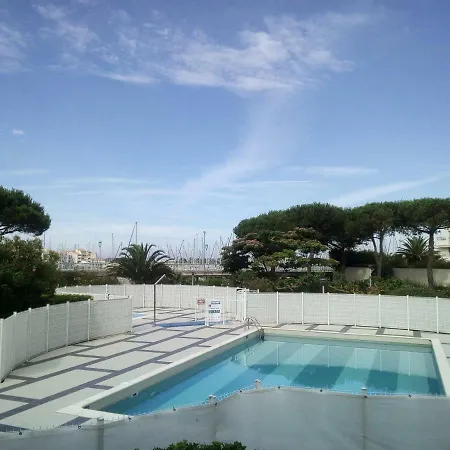 Appartement T3 Duplex, Centre Port, Clim, Garage, Piscine